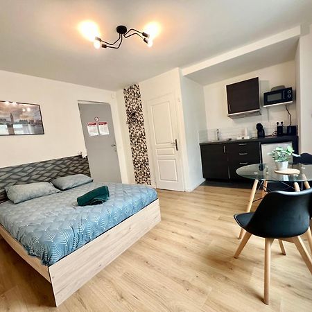 Studios Ideal Pro I Centre-Ville & Parking Gratuit Châtellerault Exteriér fotografie