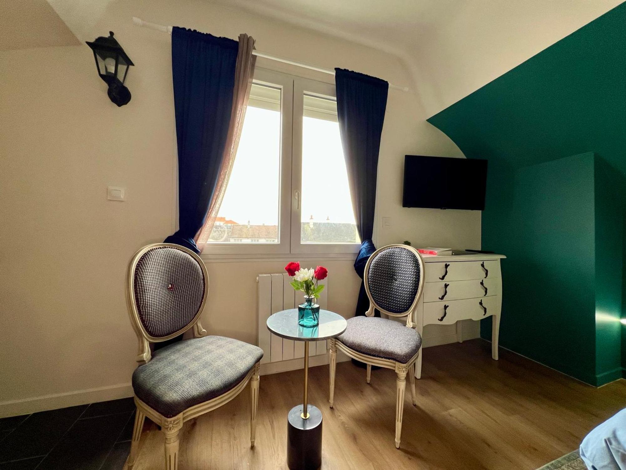 Studios Ideal Pro I Centre-Ville & Parking Gratuit Châtellerault Exteriér fotografie