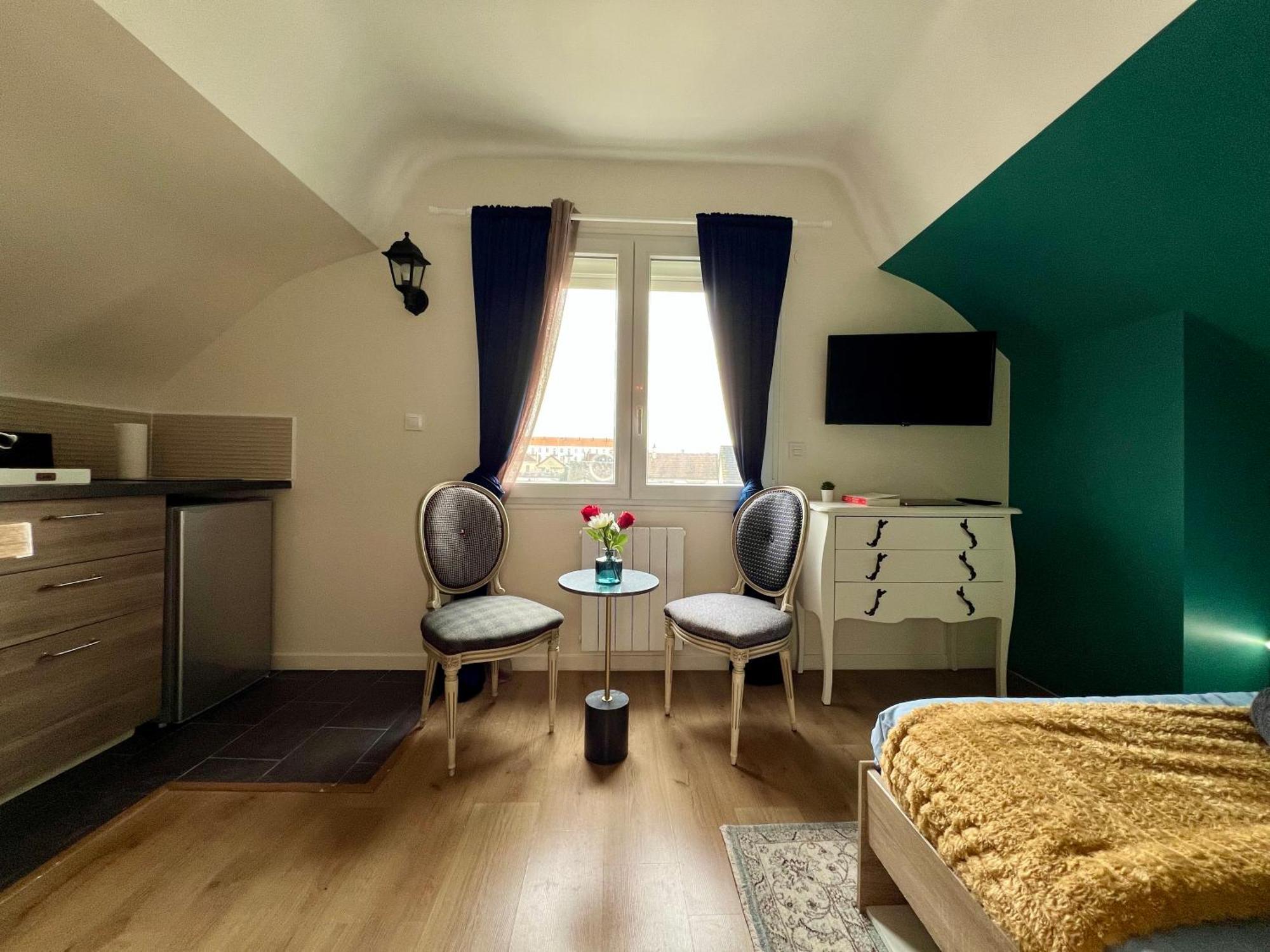 Studios Ideal Pro I Centre-Ville & Parking Gratuit Châtellerault Exteriér fotografie