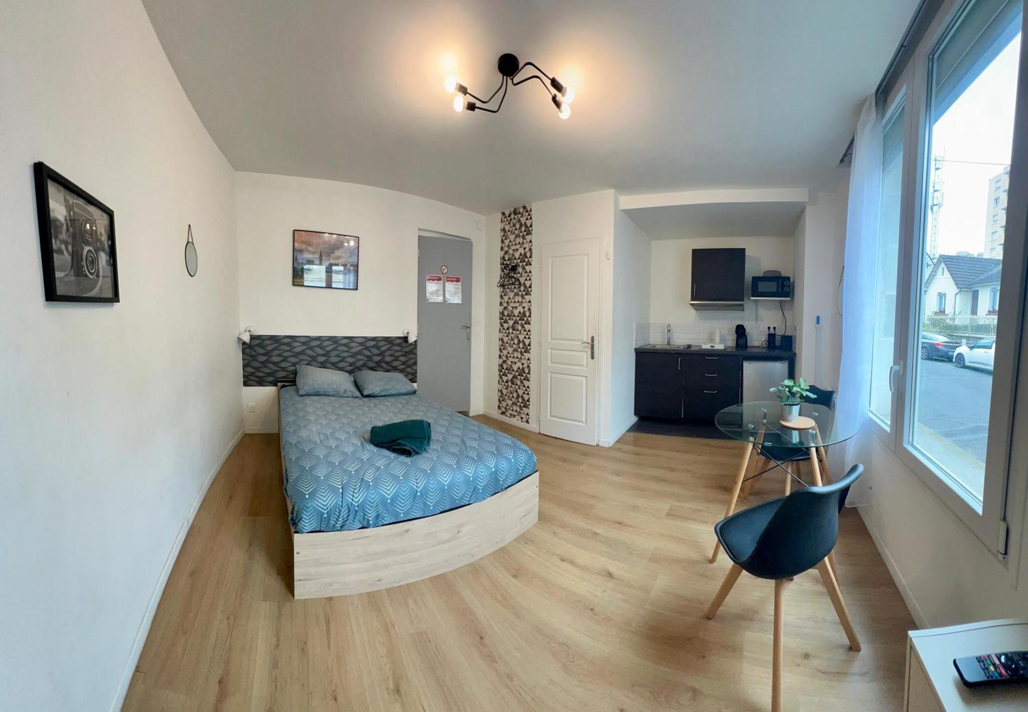 Studios Ideal Pro I Centre-Ville & Parking Gratuit Châtellerault Exteriér fotografie