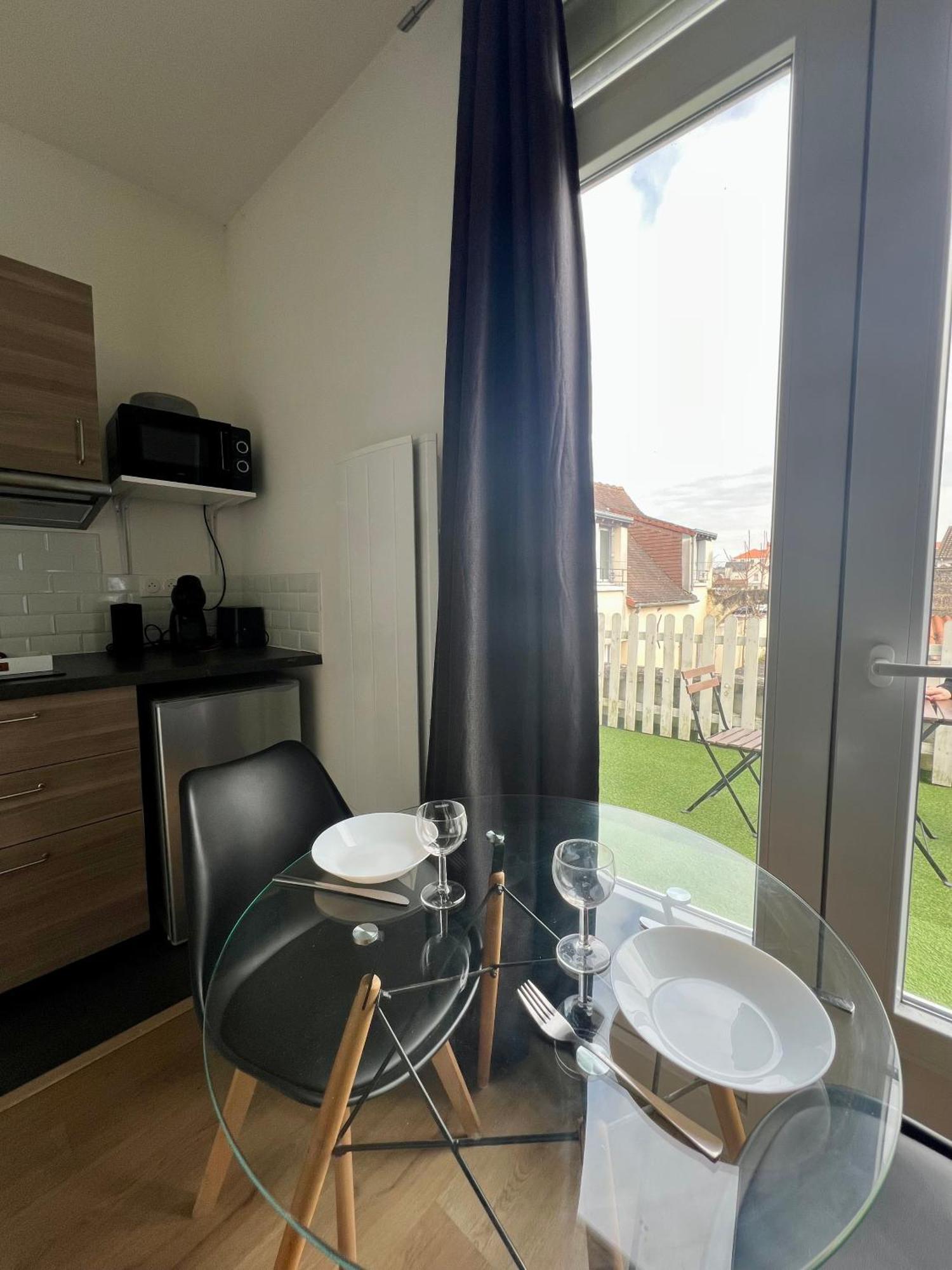 Studios Ideal Pro I Centre-Ville & Parking Gratuit Châtellerault Exteriér fotografie